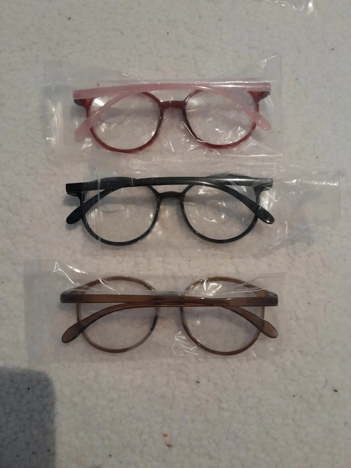 Lote N°03 compuesto de 3 pares de gafas de aumento / lectura, Corrección +2.50 – photo 2